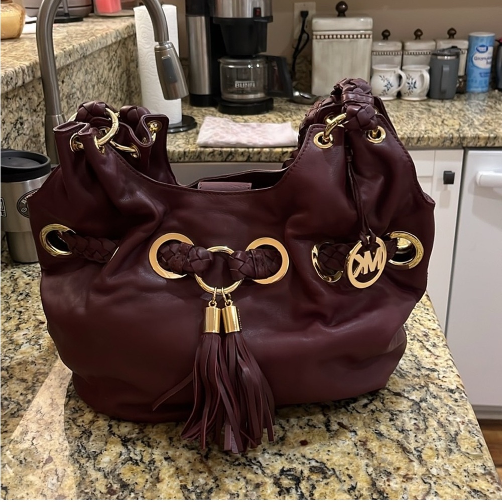 EUC Authentic Michael Kors Astor Tassel Hobo Handbag